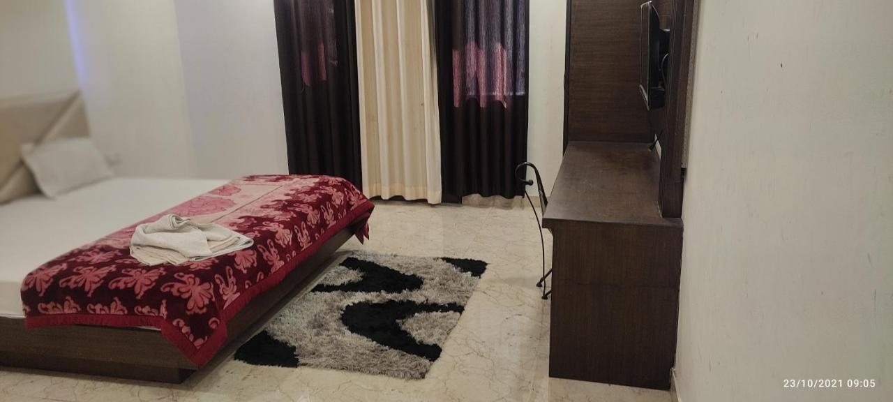 Taj Castle A Boutique Homestay อัครา ภายนอก รูปภาพ