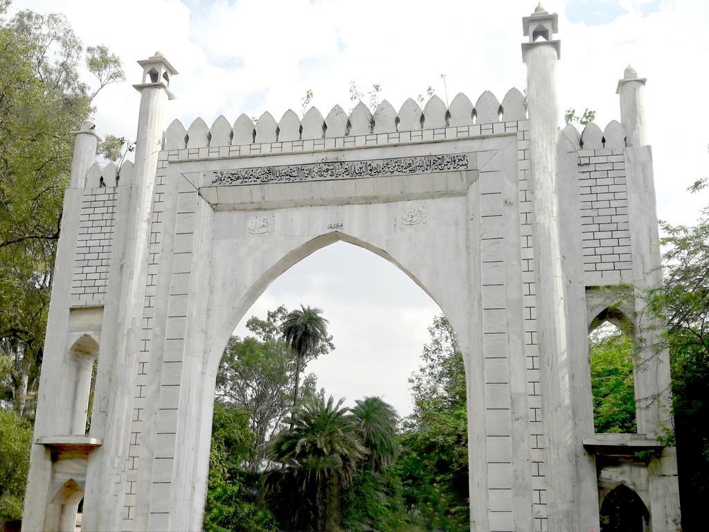 Taj Castle A Boutique Homestay อัครา ภายนอก รูปภาพ