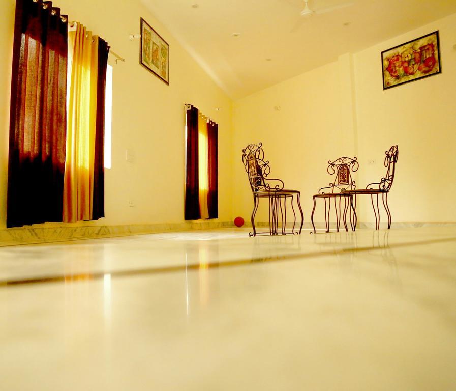Taj Castle A Boutique Homestay อัครา ภายนอก รูปภาพ